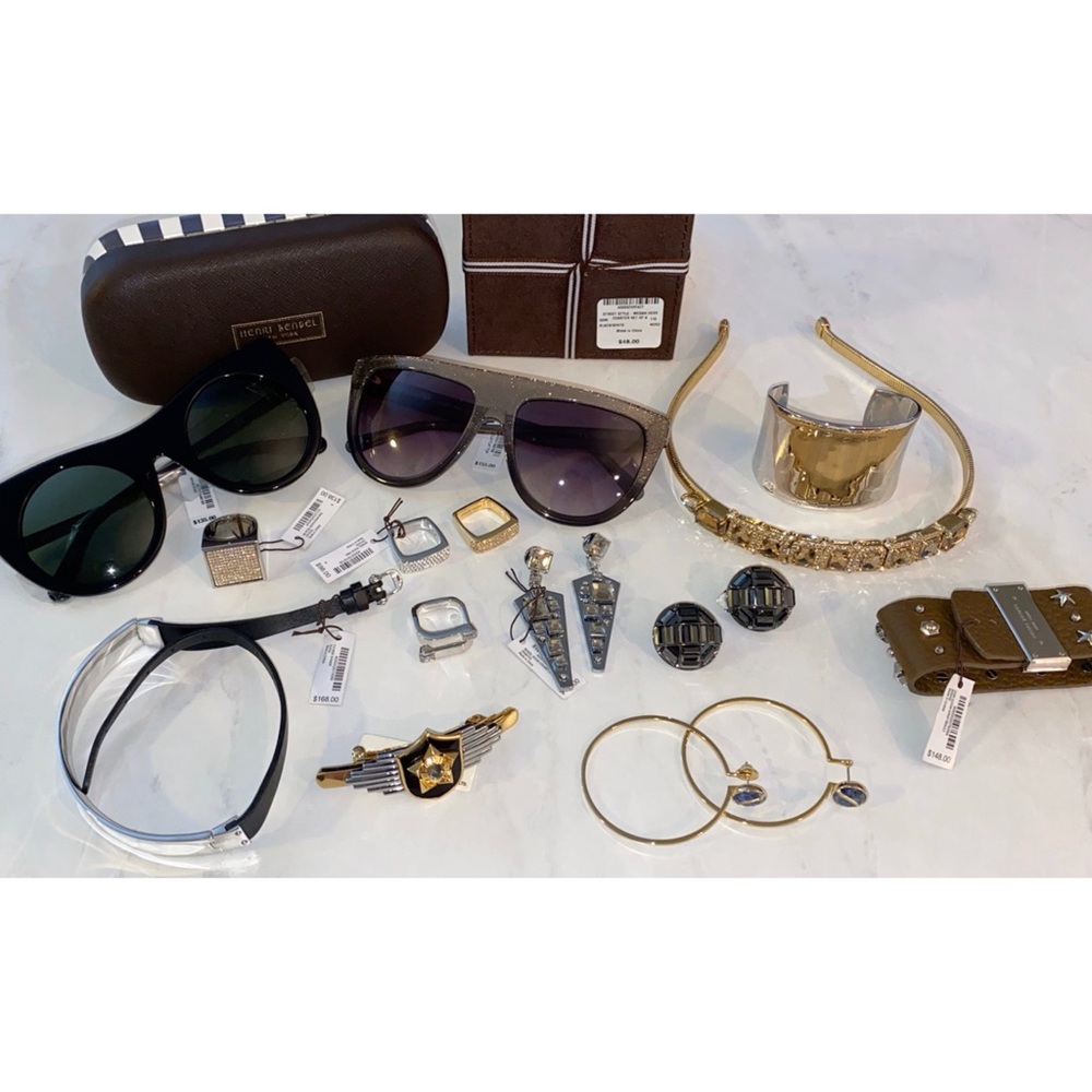 Henri Bendel lot